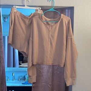 Aerie Tan Lounge Set